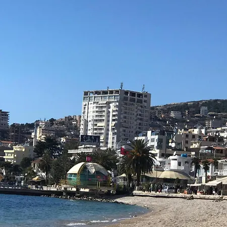 Central Sea View Apartament Saranda